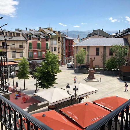 Edifici Herois Puigcerdà Extérieur photo