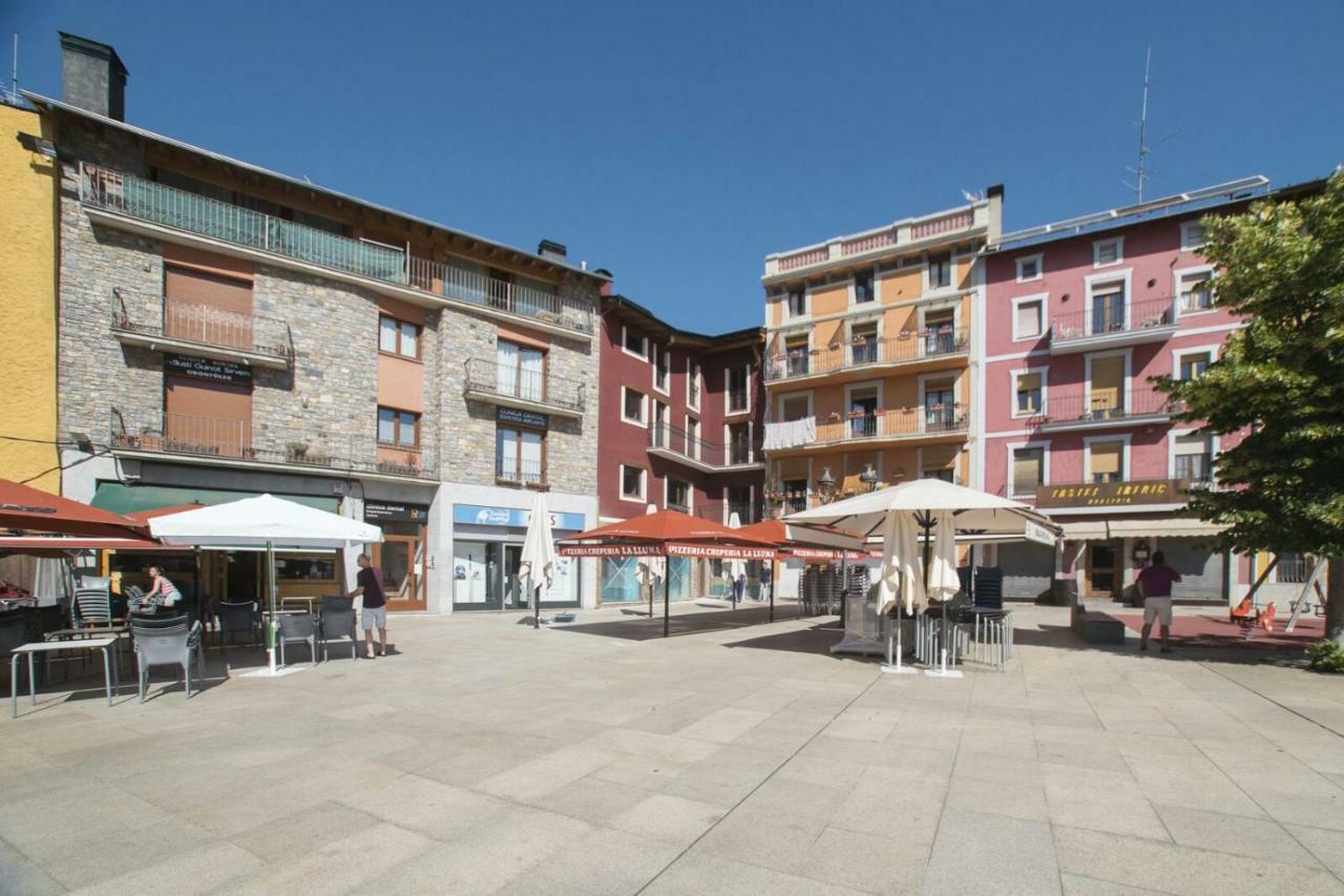 Edifici Herois Puigcerdà Extérieur photo